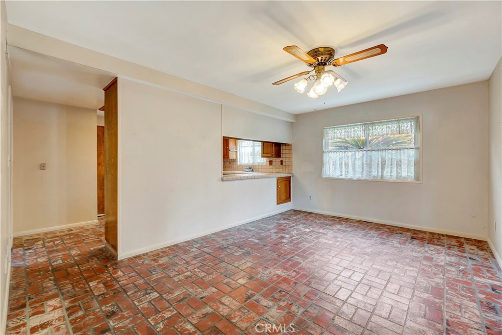 1107 Norby Lane Property Photo 6