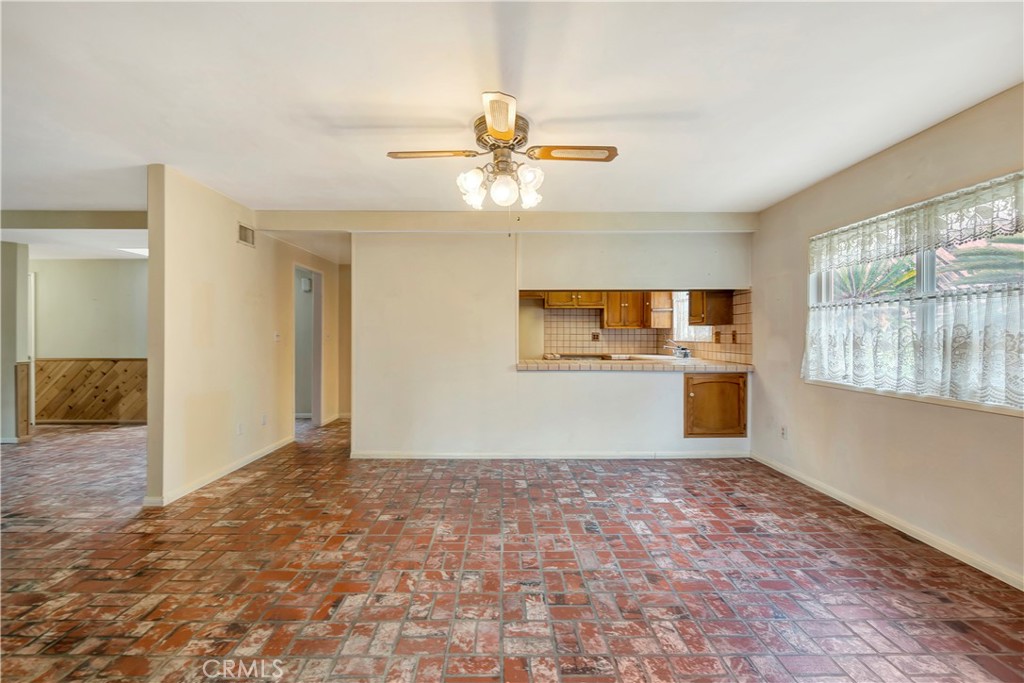 1107 Norby Lane Property Photo 9