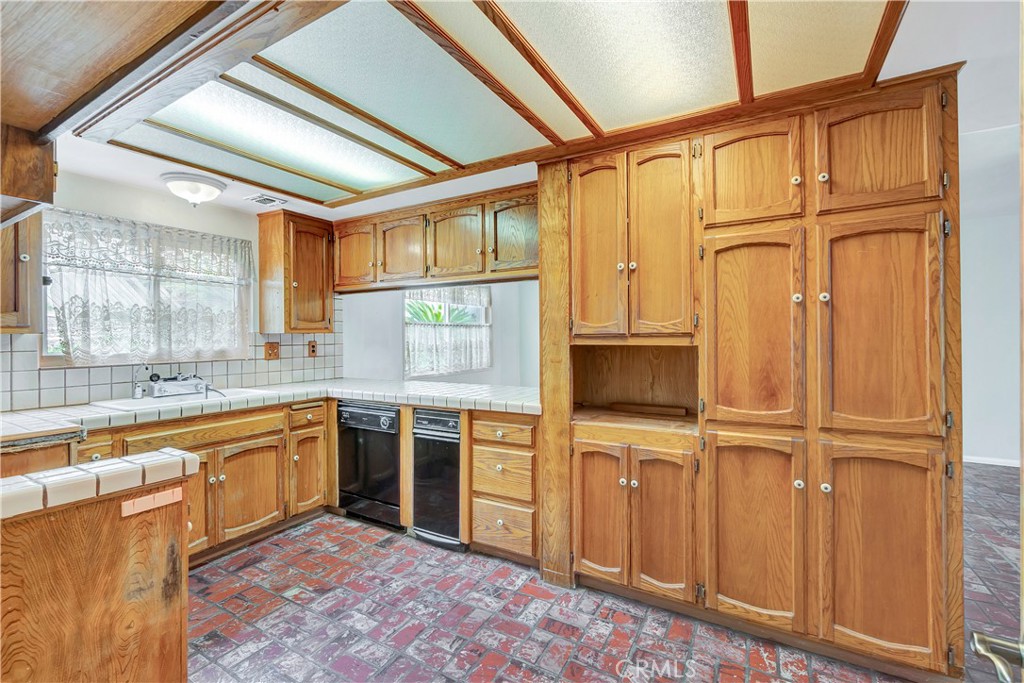 1107 Norby Lane Property Photo 12