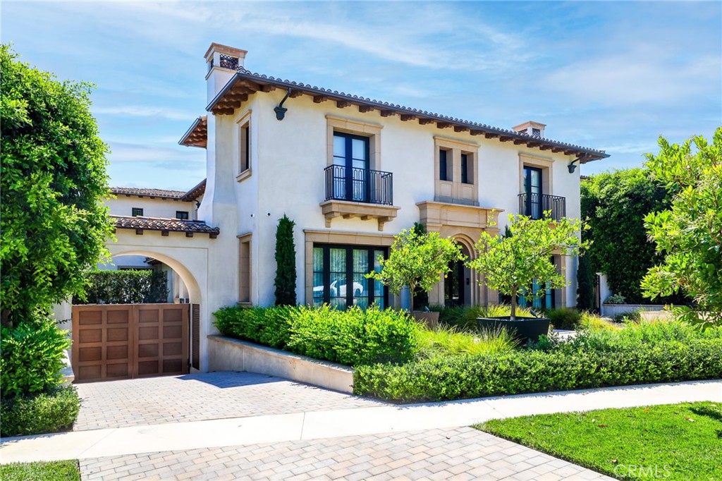 37 Offshore Property Photo