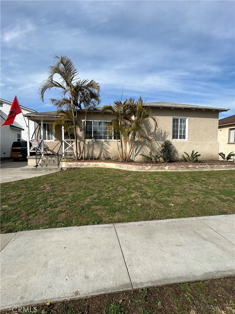 6031 Bellflower Boulevard Property Photo