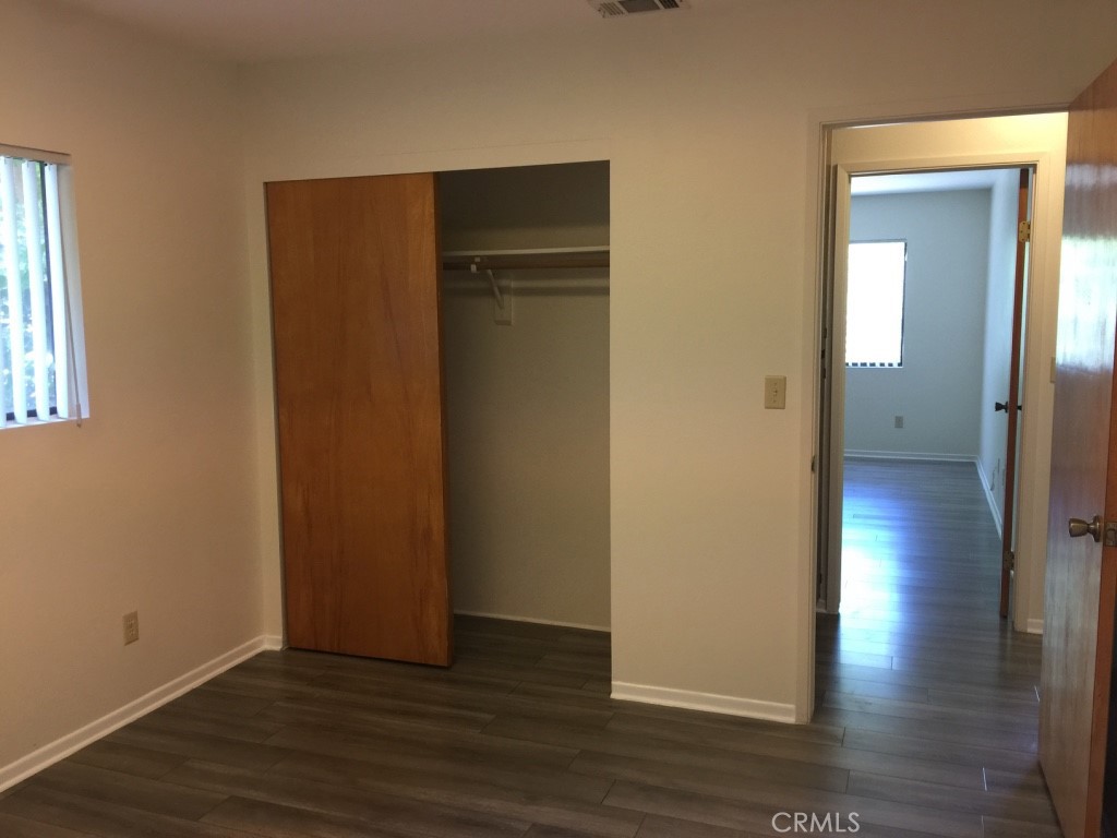 1040 Walnut Avenue Property Photo 16