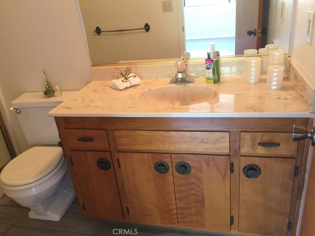 1040 Walnut Avenue Property Photo 32