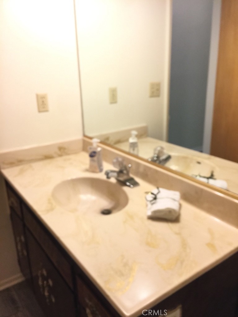 1040 Walnut Avenue Property Photo 33
