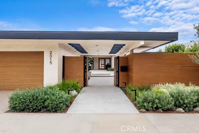 2015 Sabrina Terrace Property Photo 1