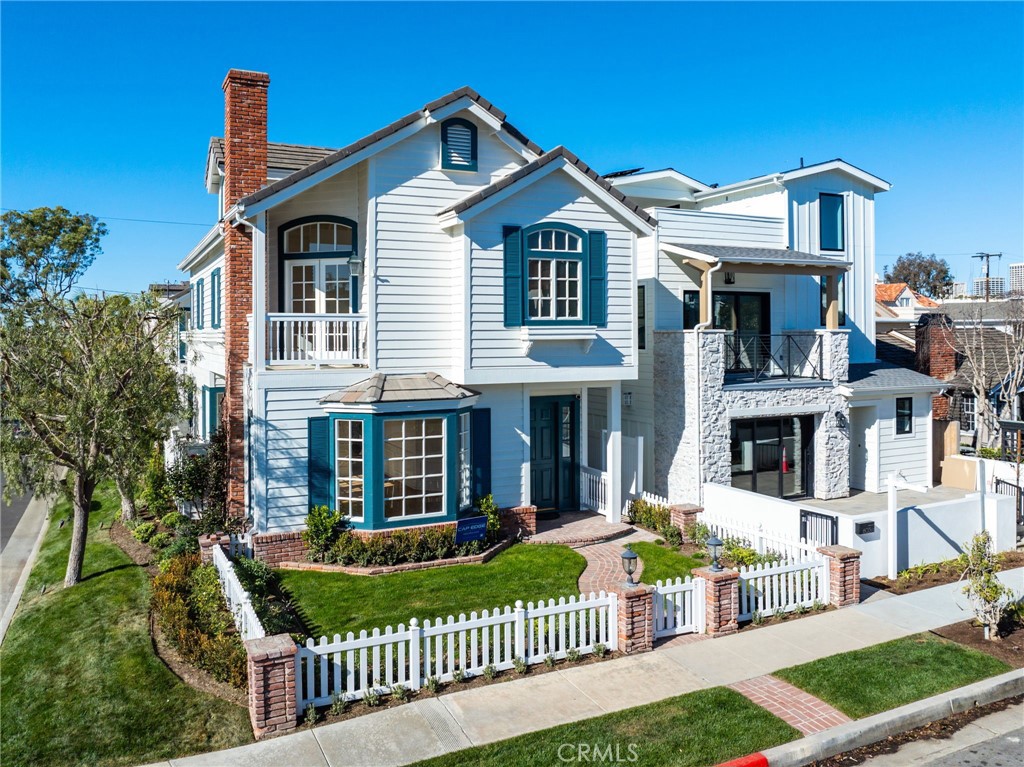 601 Acacia Avenue Property Photo