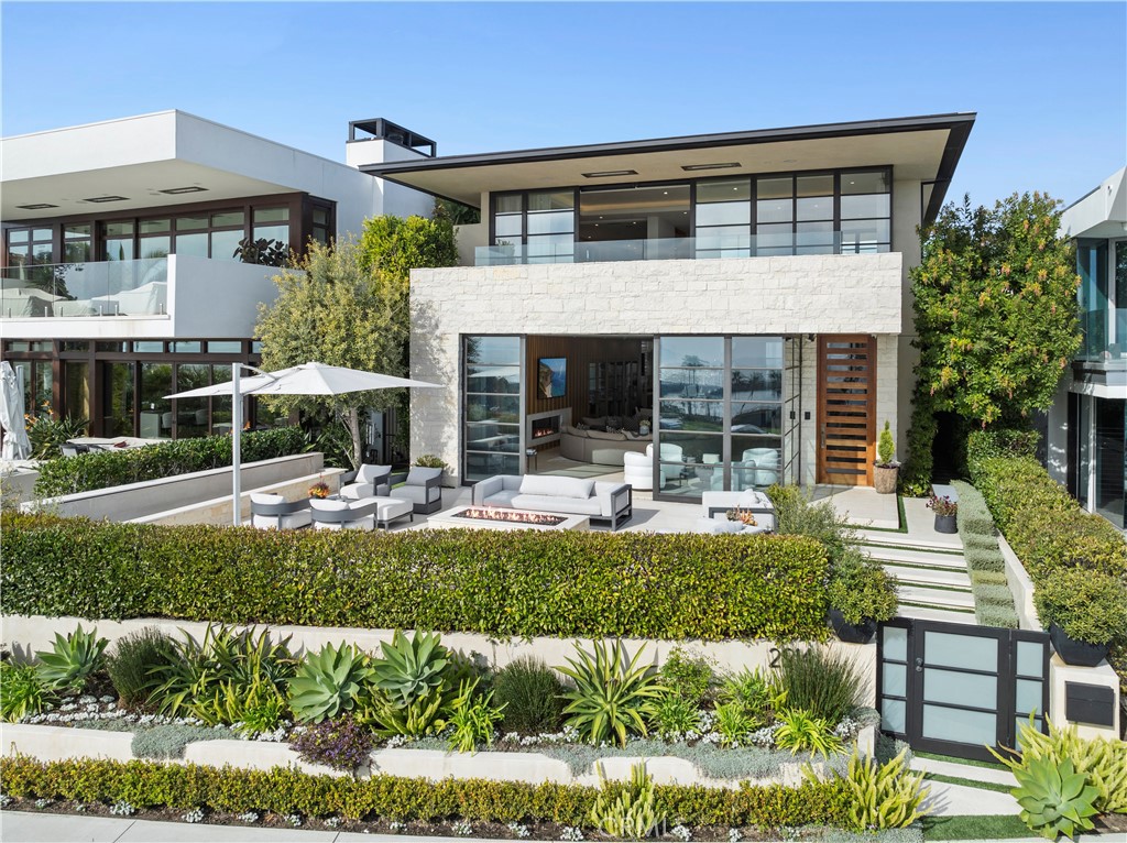 2914 Ocean Boulevard Property Photo