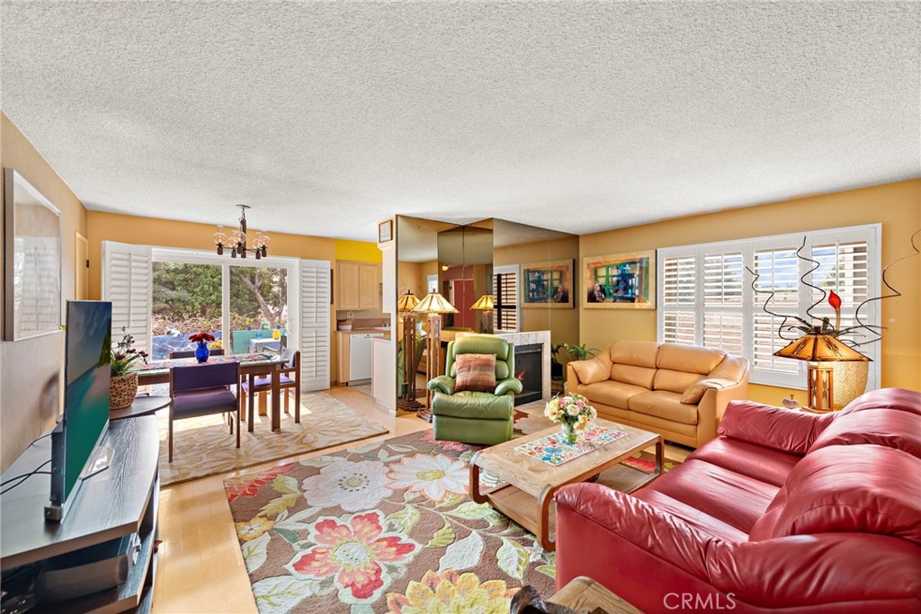 325 Windward Avenue Property Photo 7