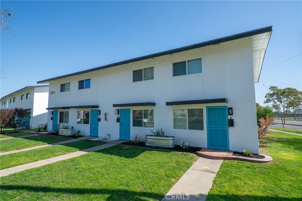 2809 S Baker Street Property Photo 7