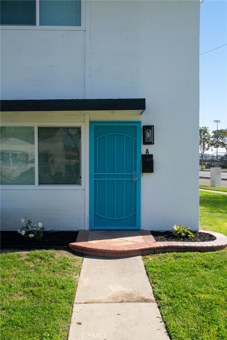 2809 S Baker Street Property Photo 10