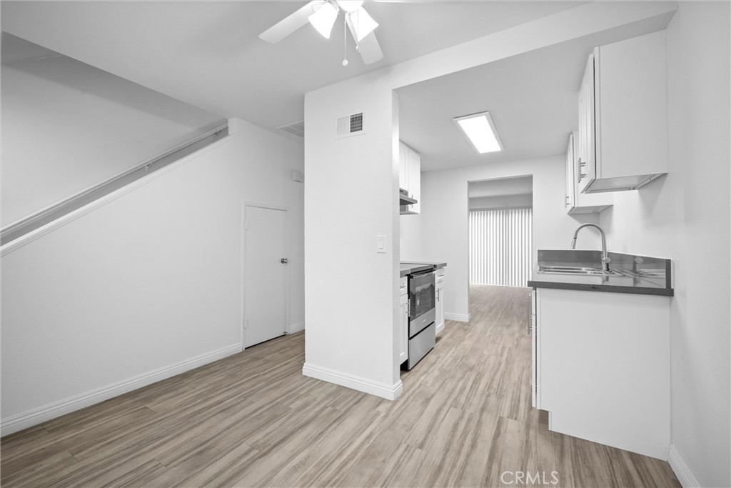 2809 S Baker Street Property Photo 11