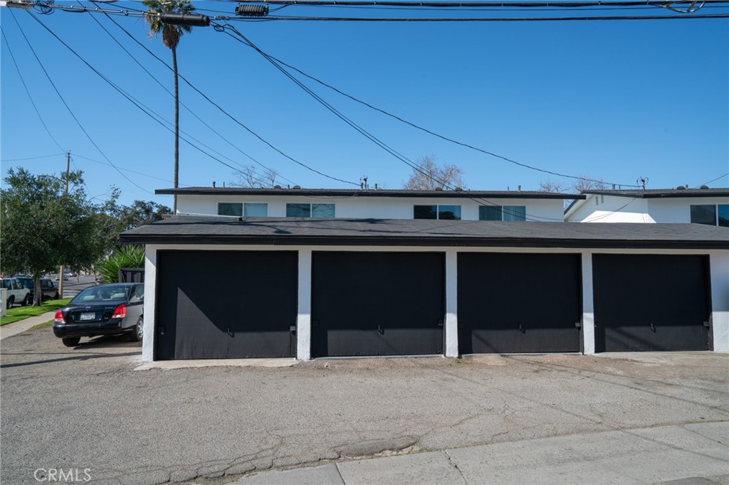 2809 S Baker Street Property Photo 20