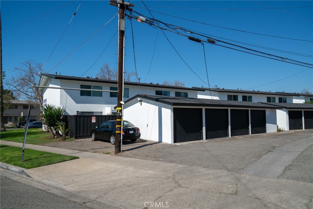 2809 S Baker Street Property Photo 21