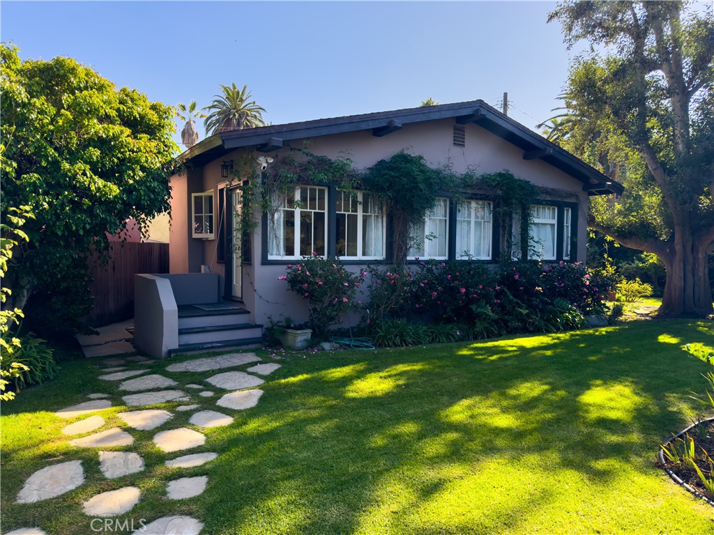 308 Windward Avenue Property Photo 1