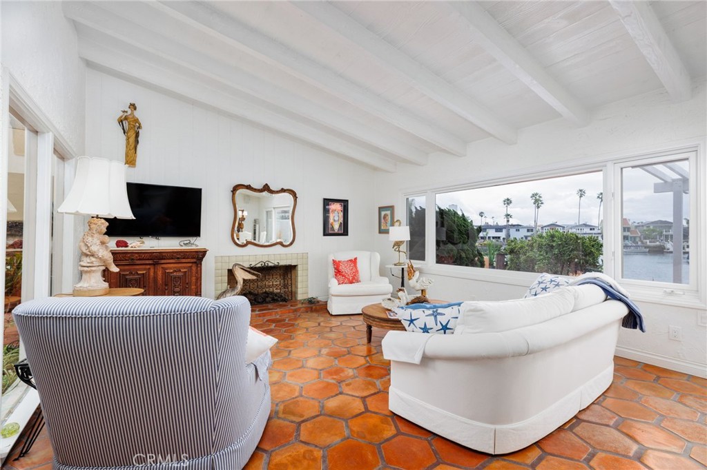 52 Balboa Coves Property Photo 2