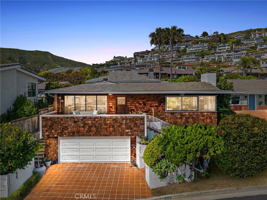 312 Emerald Bay Property Photo 1