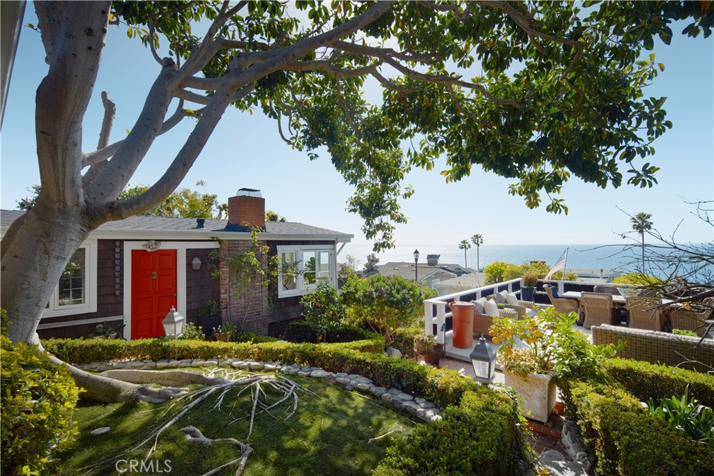 2972 Rounsevel Terrace Property Photo 1