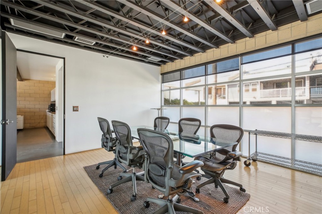 411 30th Street Property Photo 8