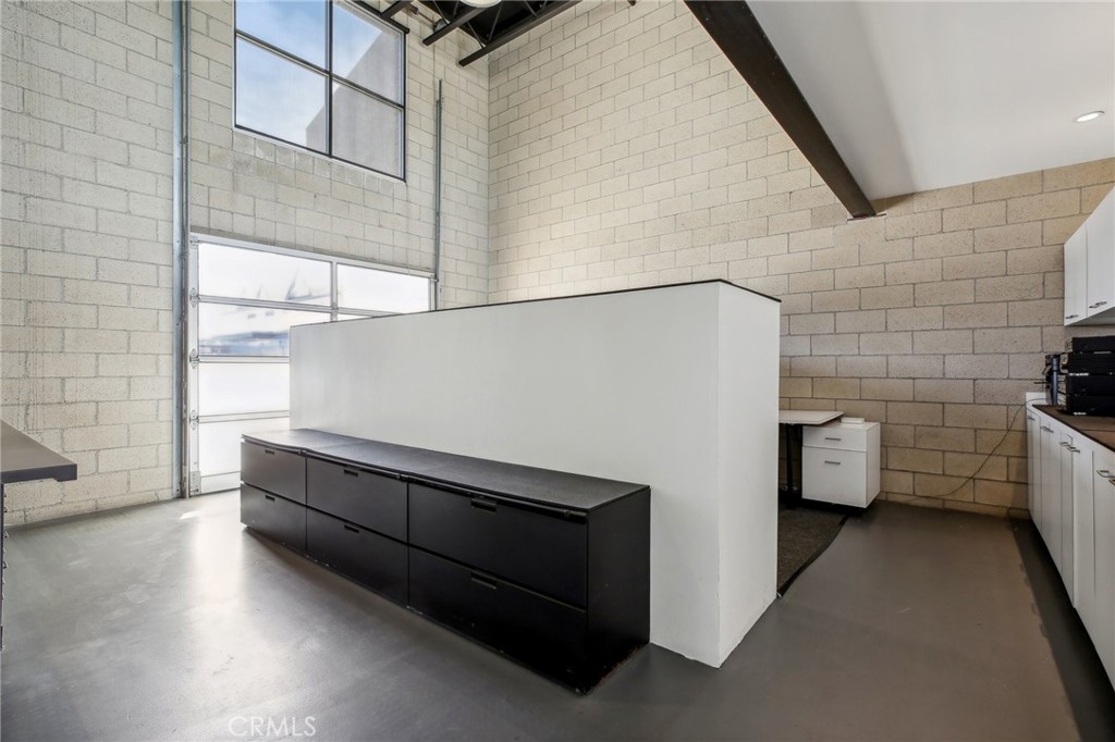 411 30th Street Property Photo 13