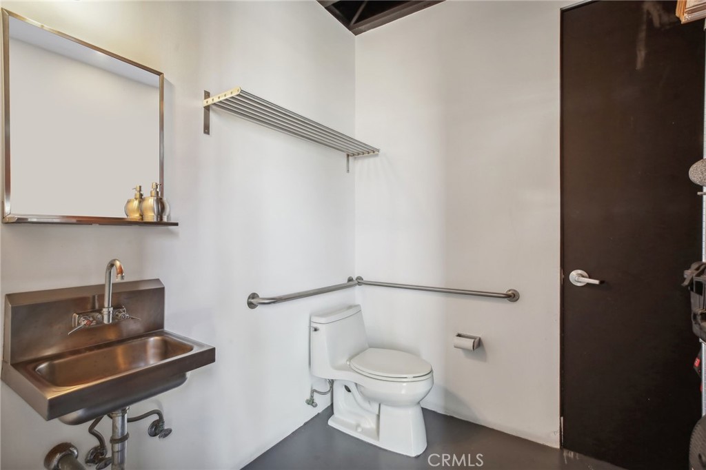 411 30th Street Property Photo 18