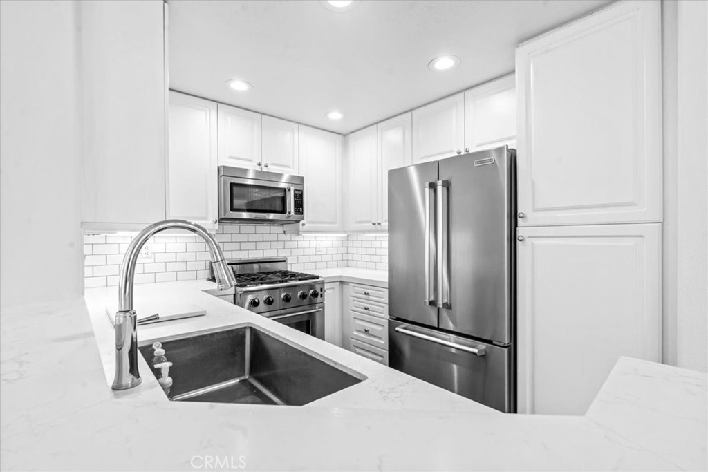 1 Roma Court Property Photo 9