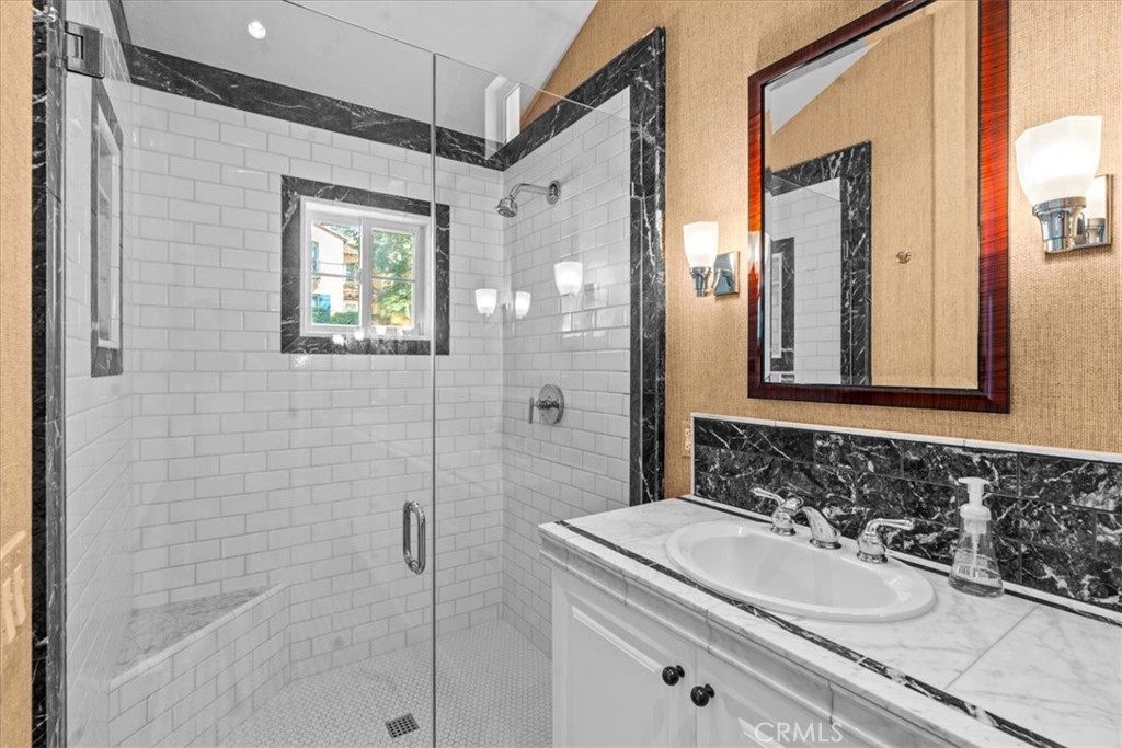 1 Roma Court Property Photo 13