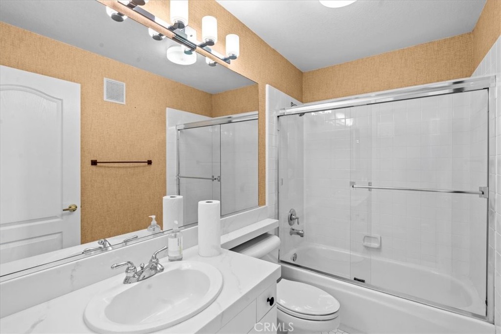 1 Roma Court Property Photo 17