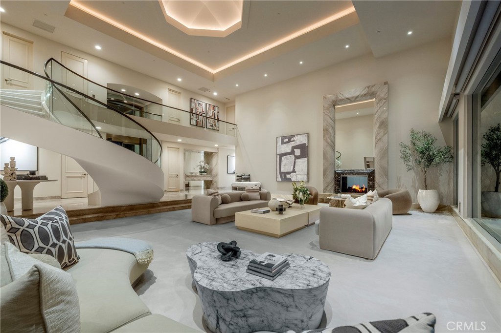 3 Seashell Property Photo 7