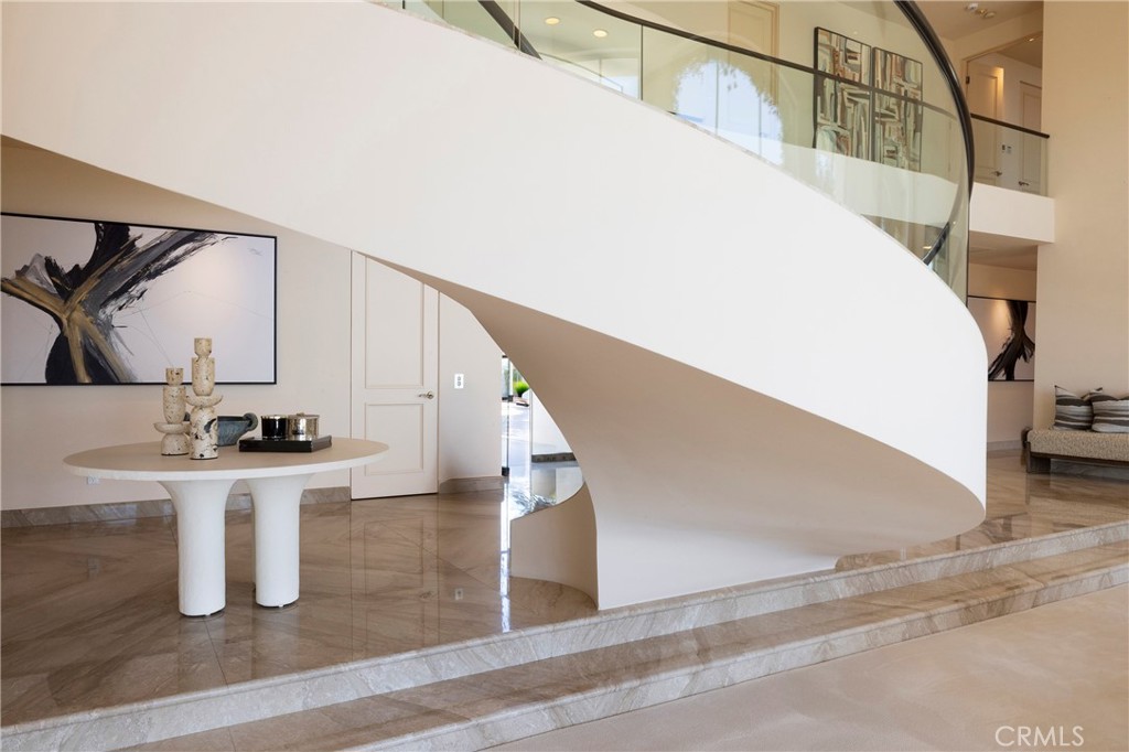 3 Seashell Property Photo 13