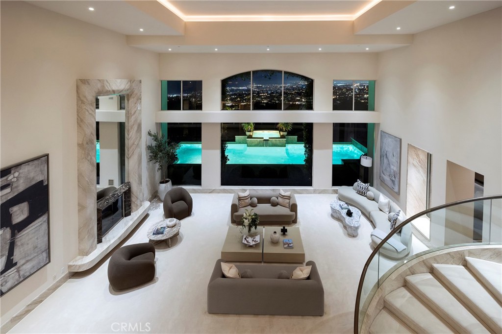 3 Seashell Property Photo 19