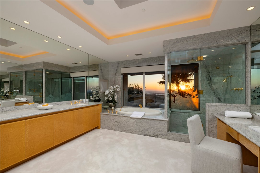 3 Seashell Property Photo 21