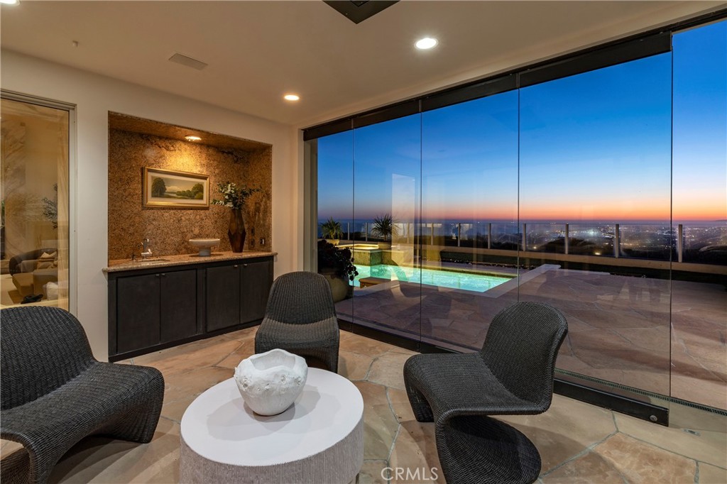 3 Seashell Property Photo 27