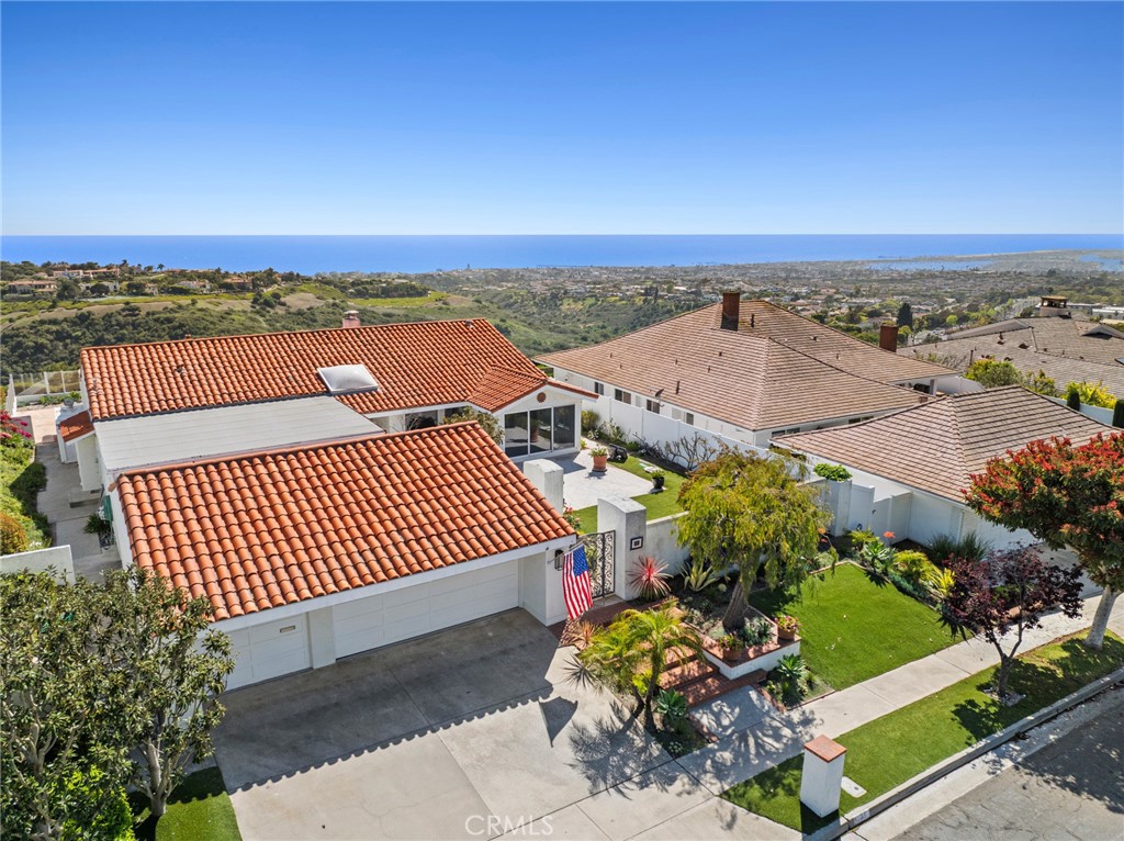 35 Montecito Drive Property Photo