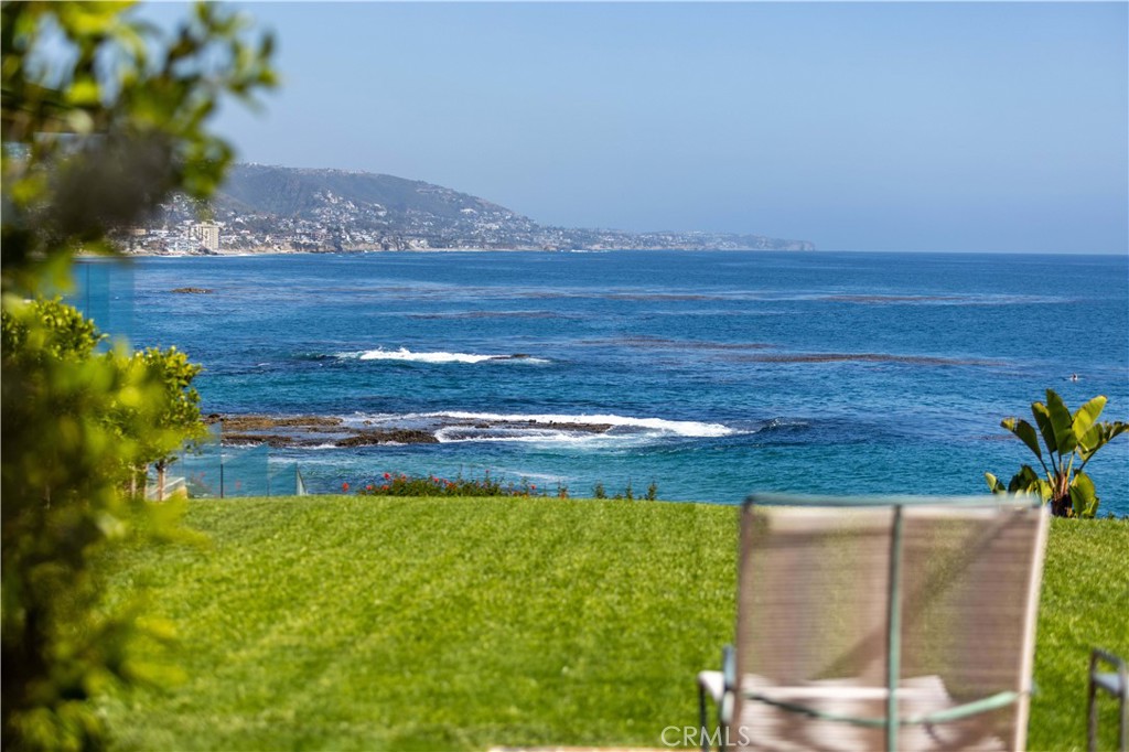 1041 Marine Drive Property Photo 7