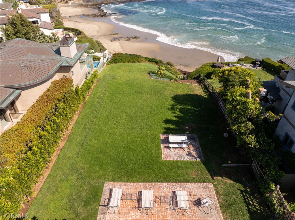 1041 Marine Drive Property Photo 13