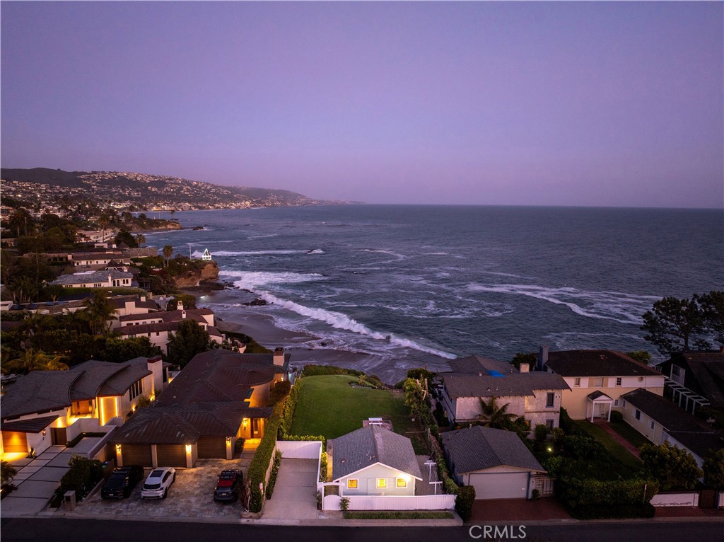 1041 Marine Drive Property Photo 26