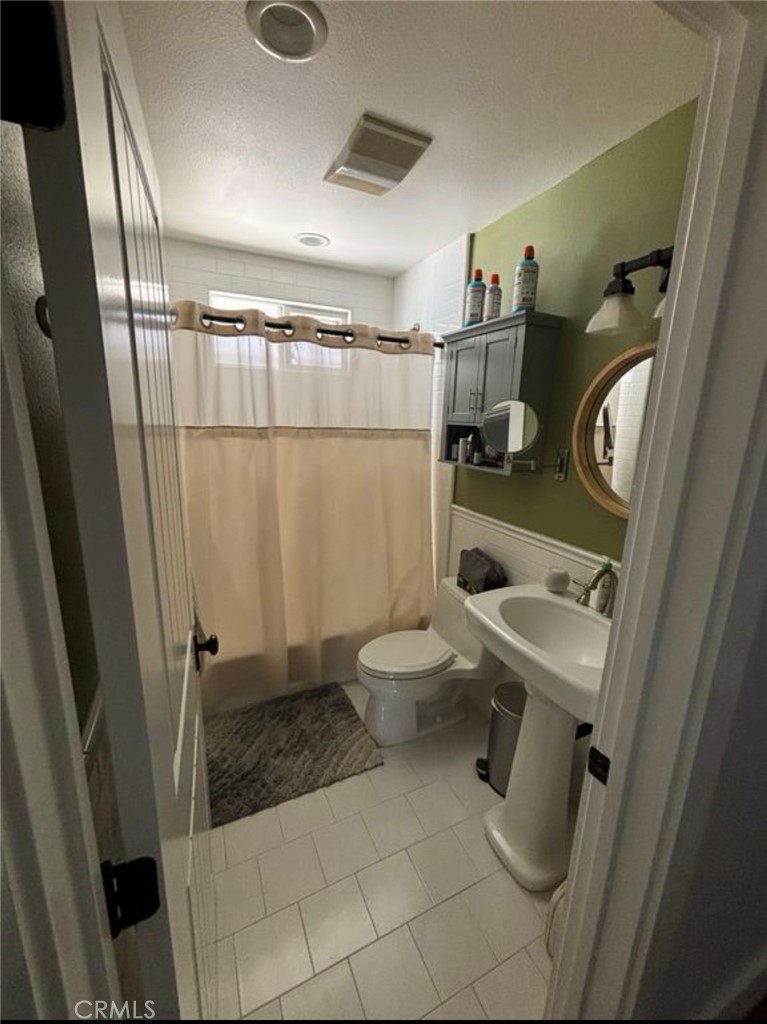 228 Del Mar Avenue Property Photo 9