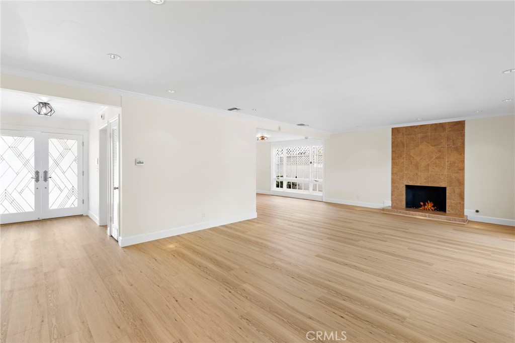 1524 Santanella Property Photo 12