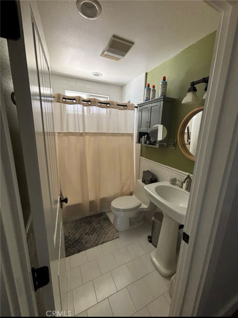 228 Del Mar Avenue Property Photo 9