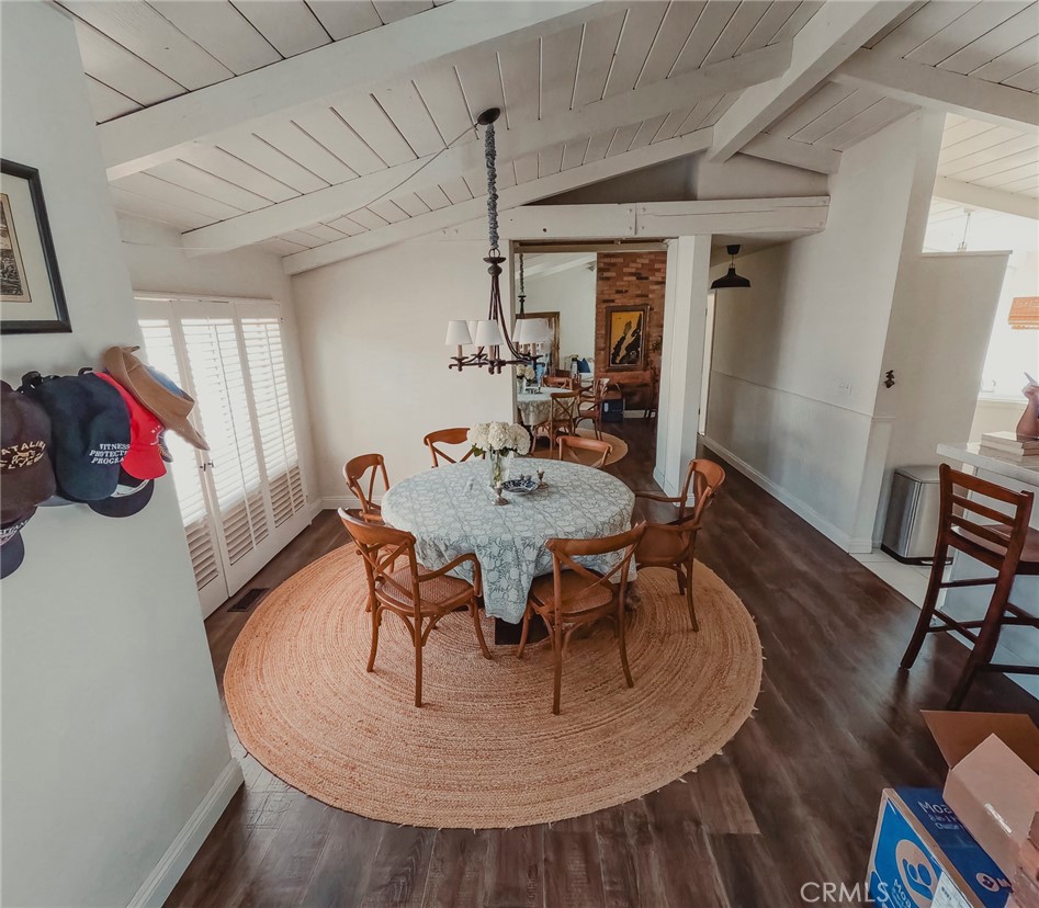 514 Iris Avenue Property Photo 4