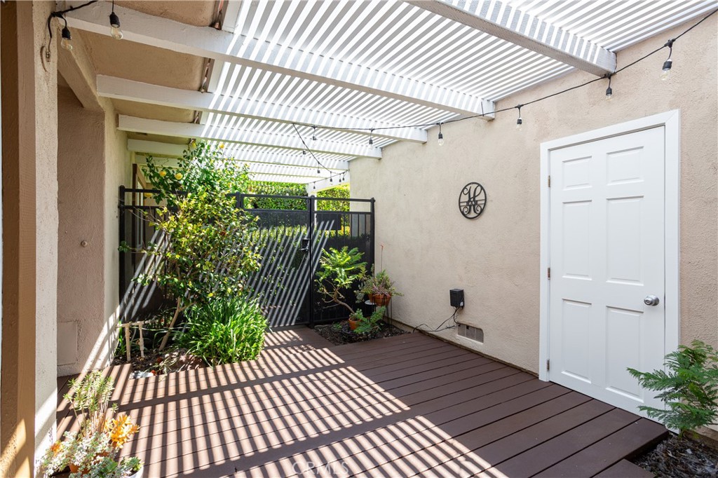 17689 Los Jardines W Property Photo 4