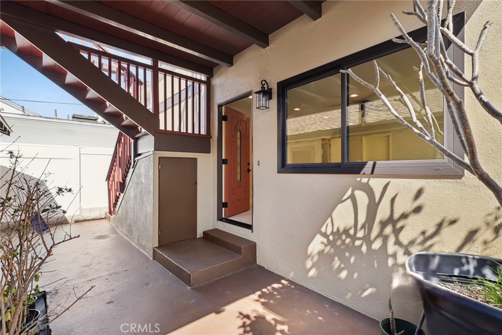 410 Dahlia Avenue B Property Photo