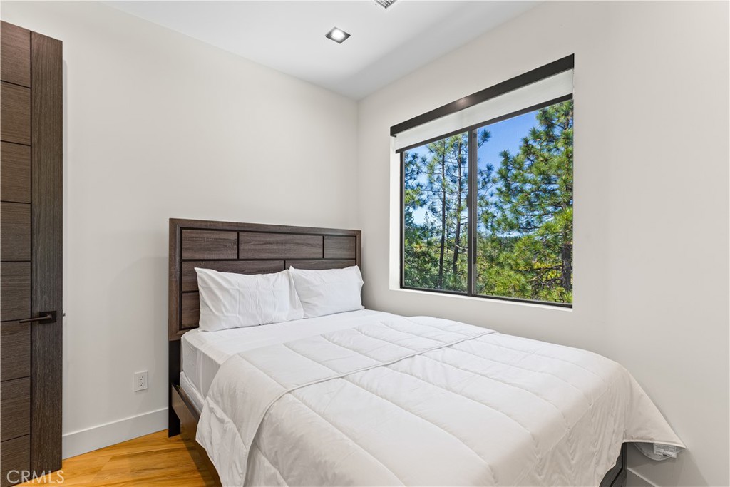 1021 Teakwood Drive Property Photo 15