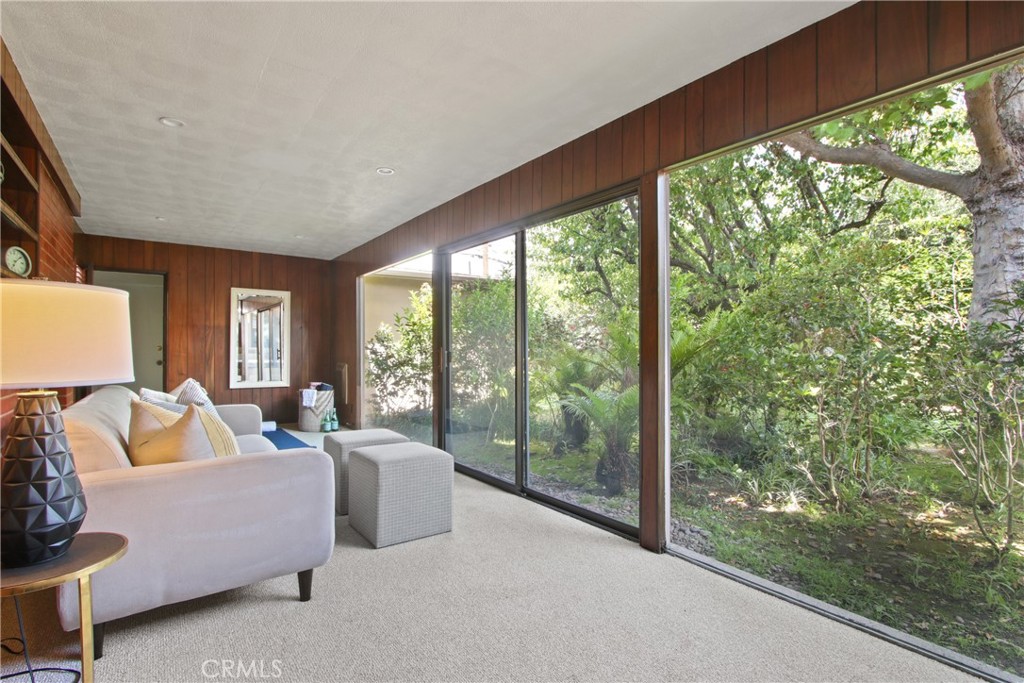 3853 Cedar Ave Property Photo 17