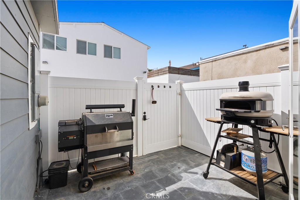315 Lugonia Street Property Photo 38