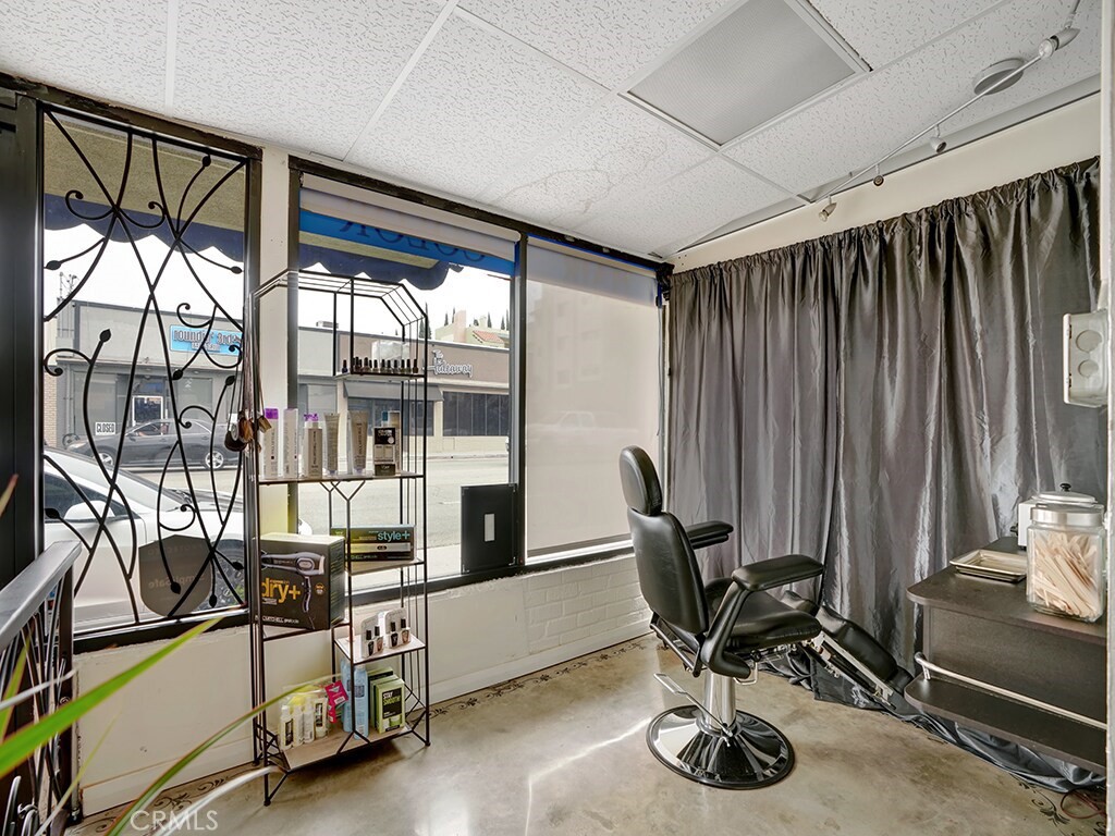 4126 E Anaheim Street Property Photo 8