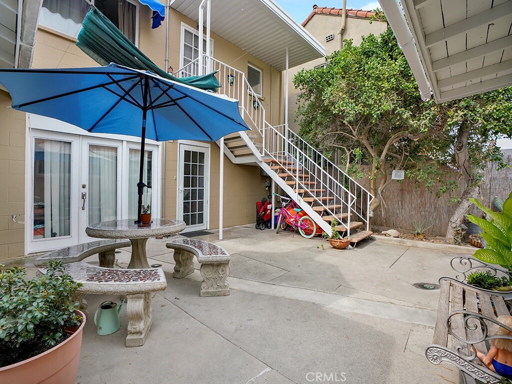 4126 E Anaheim Street Property Photo 18