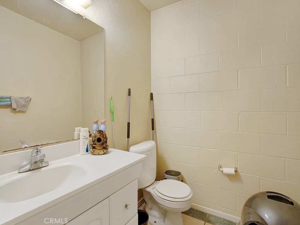4126 E Anaheim Street Property Photo 27