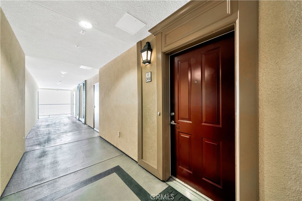 2458 Watermarke Place Property Photo 30