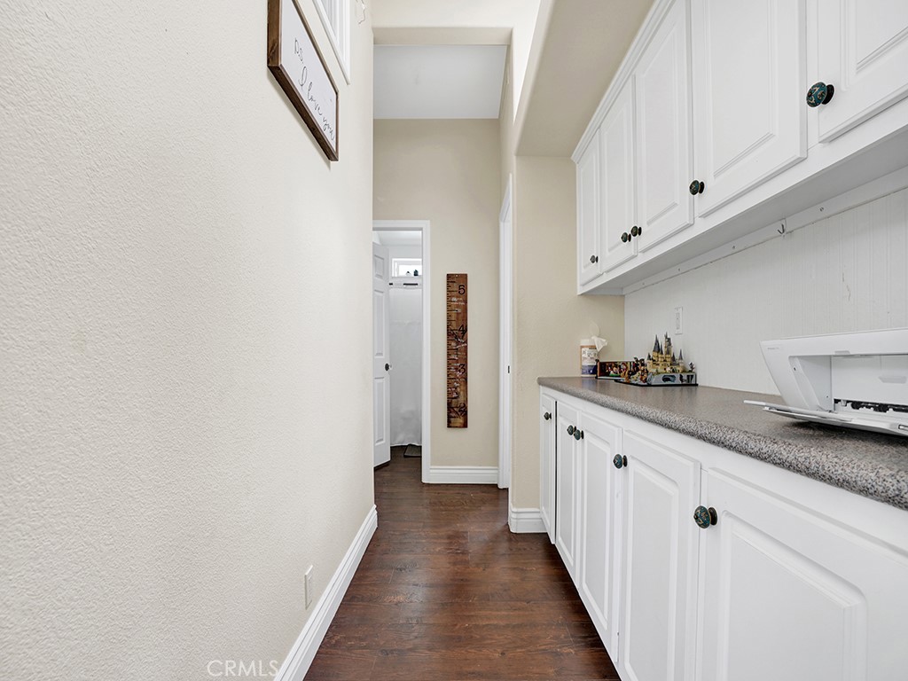30802 Coast M4 Property Photo 17